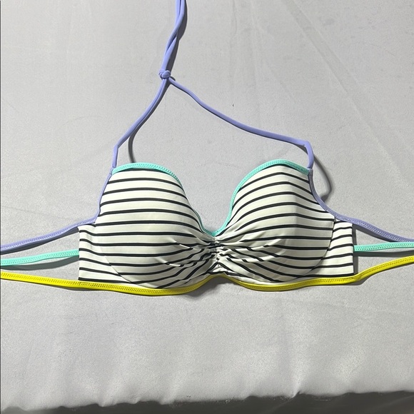 Victoria's Secret Other - Victoria’s Secret swim top